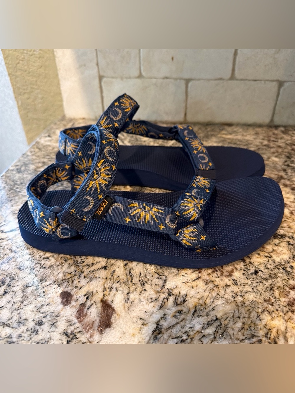 Teva Womens Original Universal Sun & Moon Insignia Blue Strap Sports Sandal SZ 9